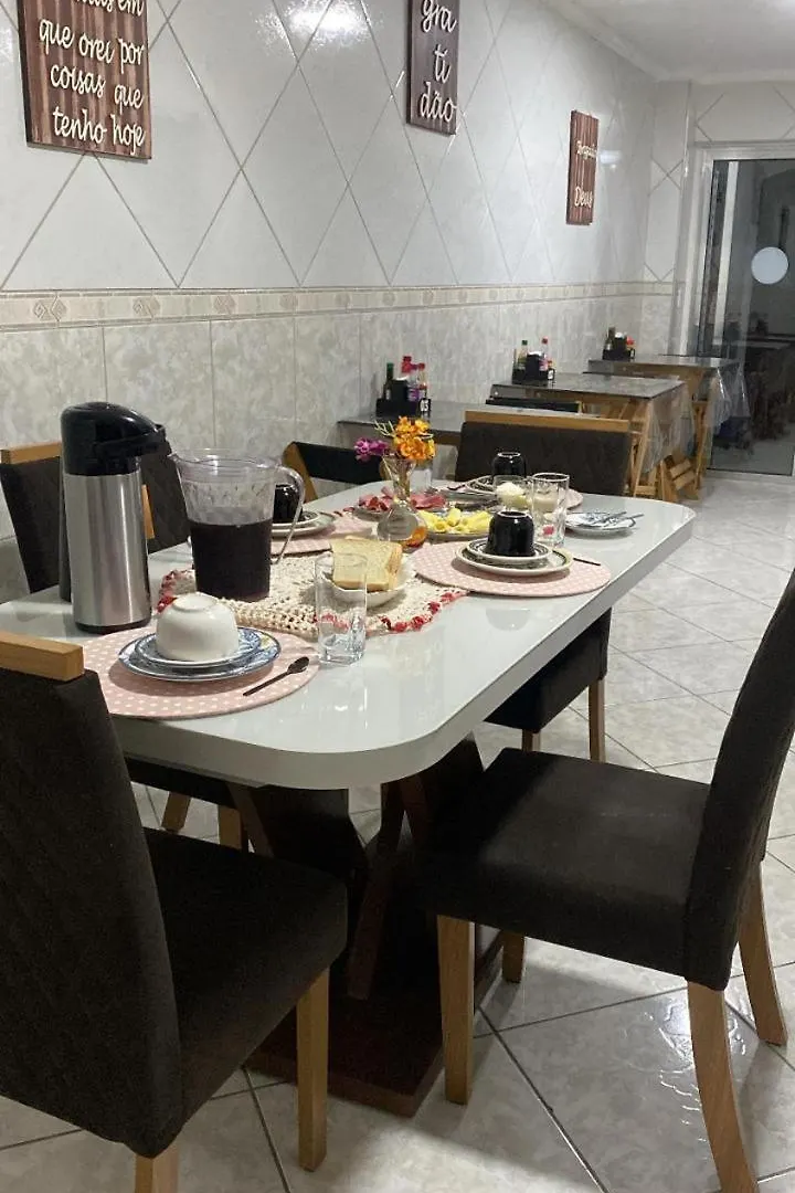 גווארולוס Hostel Anprado 5 0*,  ברזיל